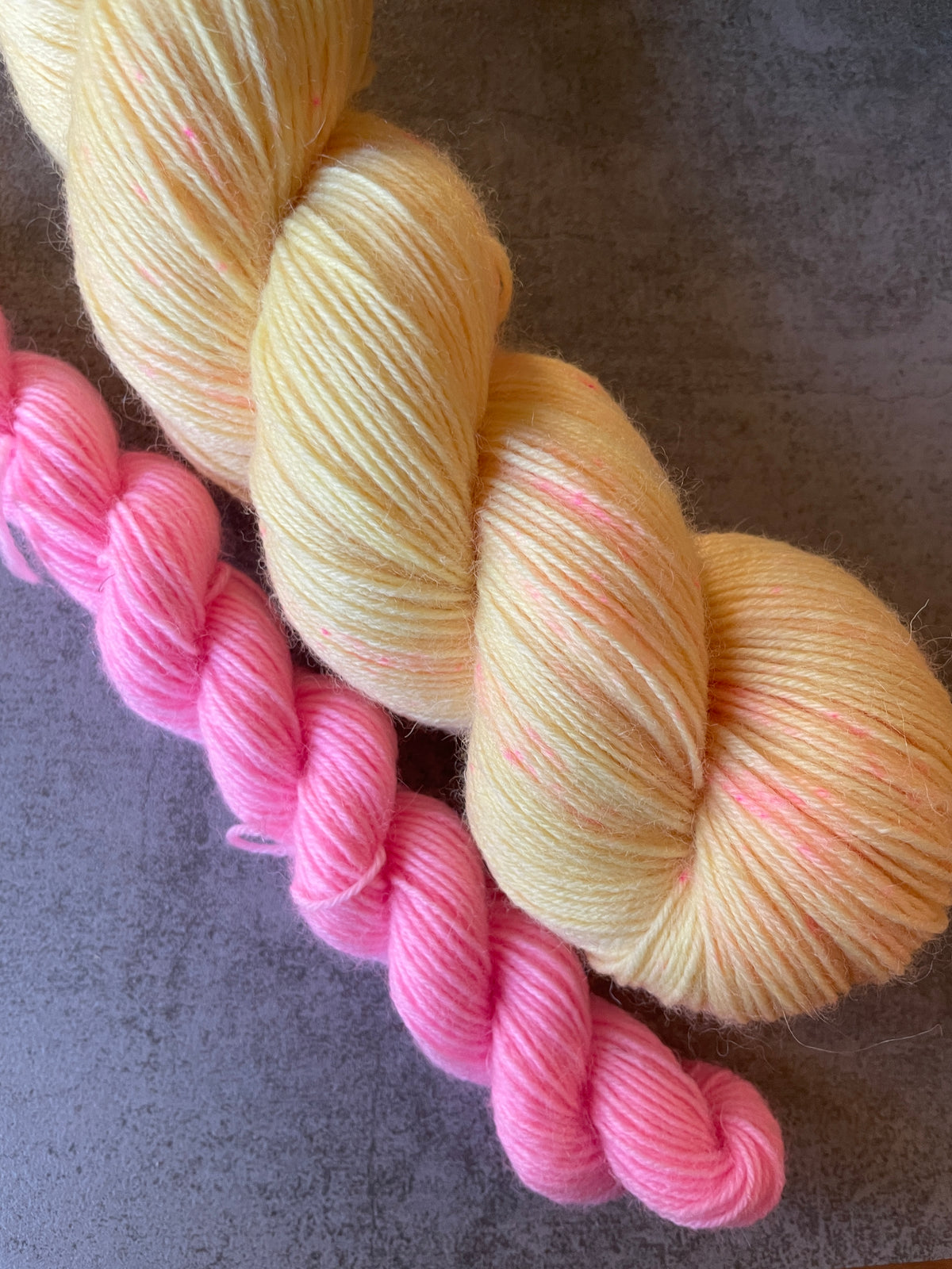 Sockset: SockaTunn 100+20g "Lemonad”