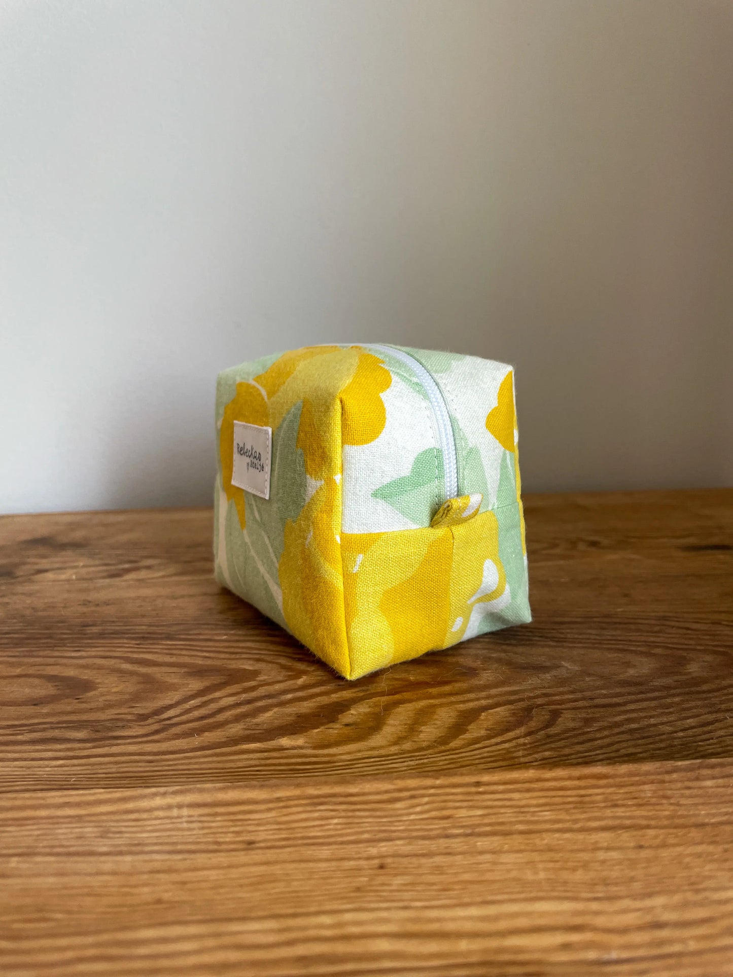 Necessär boxy mini - ”Gul ros”
