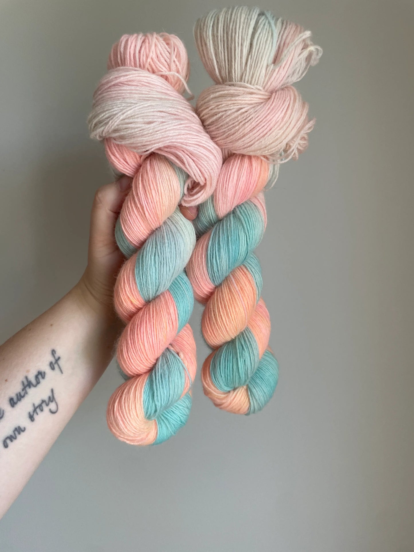 Sockset: SockaTunn 100+20g "Pastellsaga"