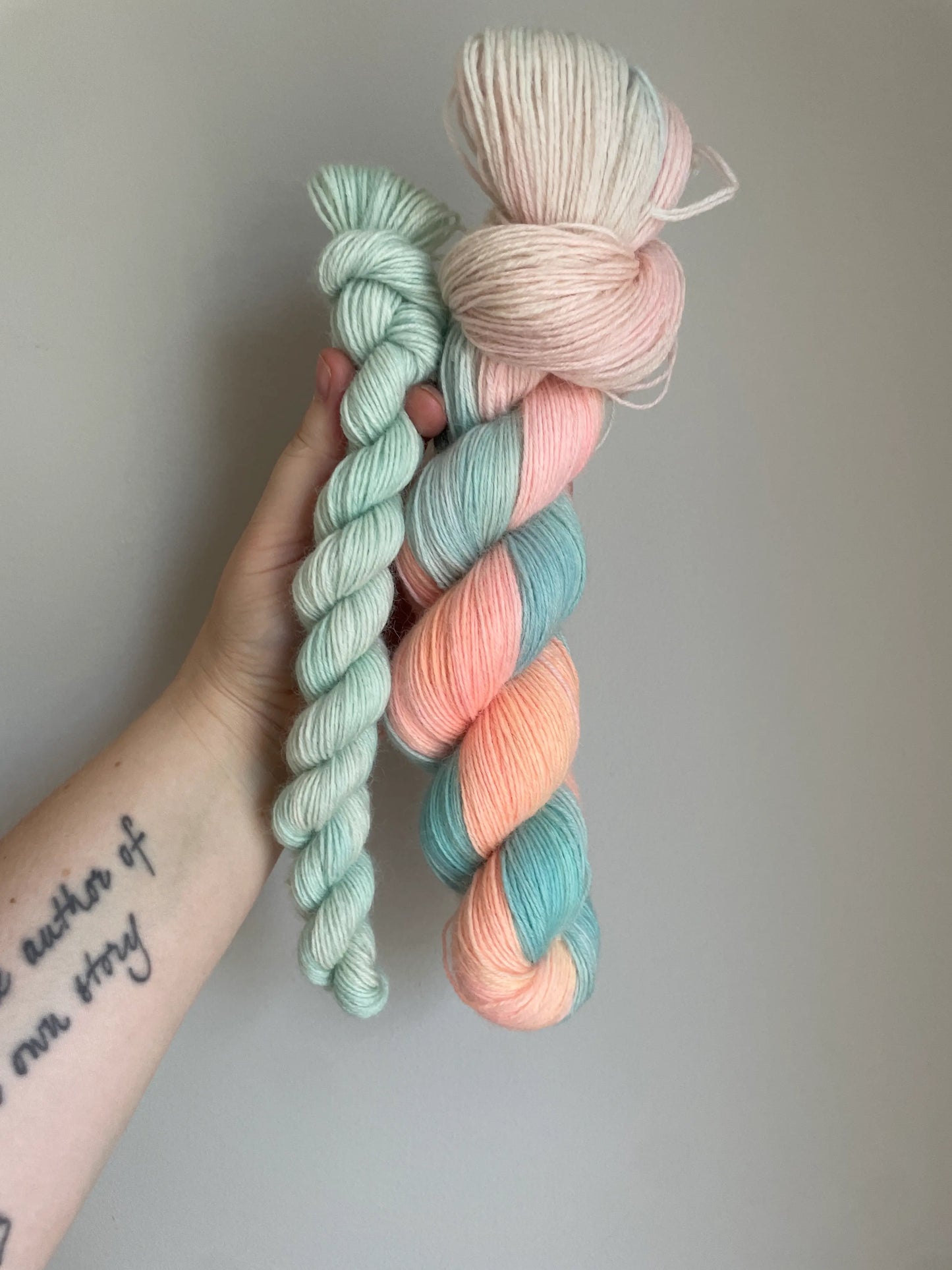 Sockset: SockaTunn 100+20g "Pastellsaga"