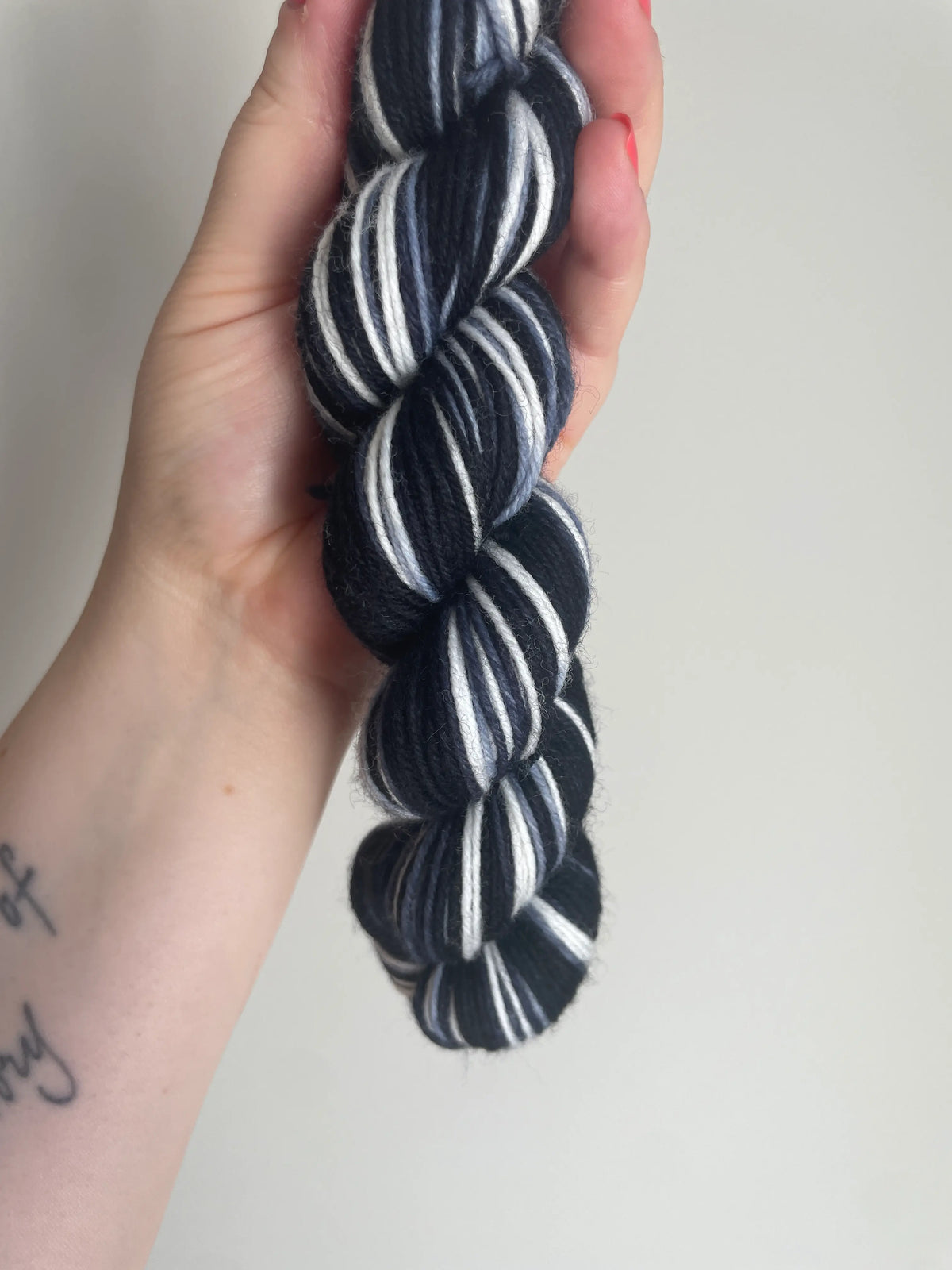 SockaMerino 50g ”Lakrits tipp”