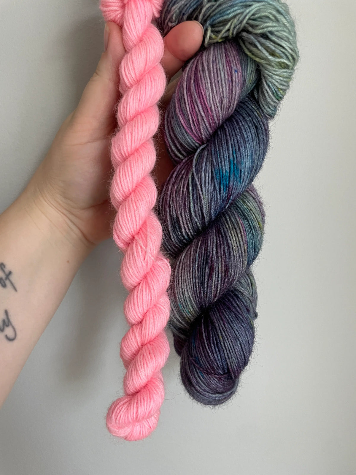 Sockset: SockaTunn 100+20g "Nattviol"