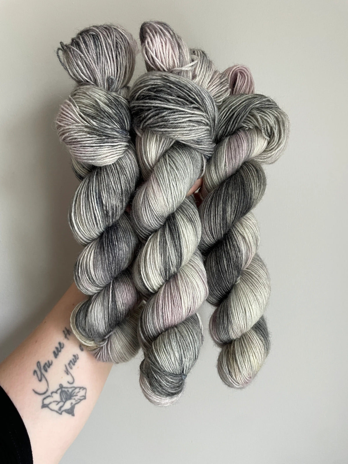 Sockset: SockaTunn 100+20g "Aska & Glöd"