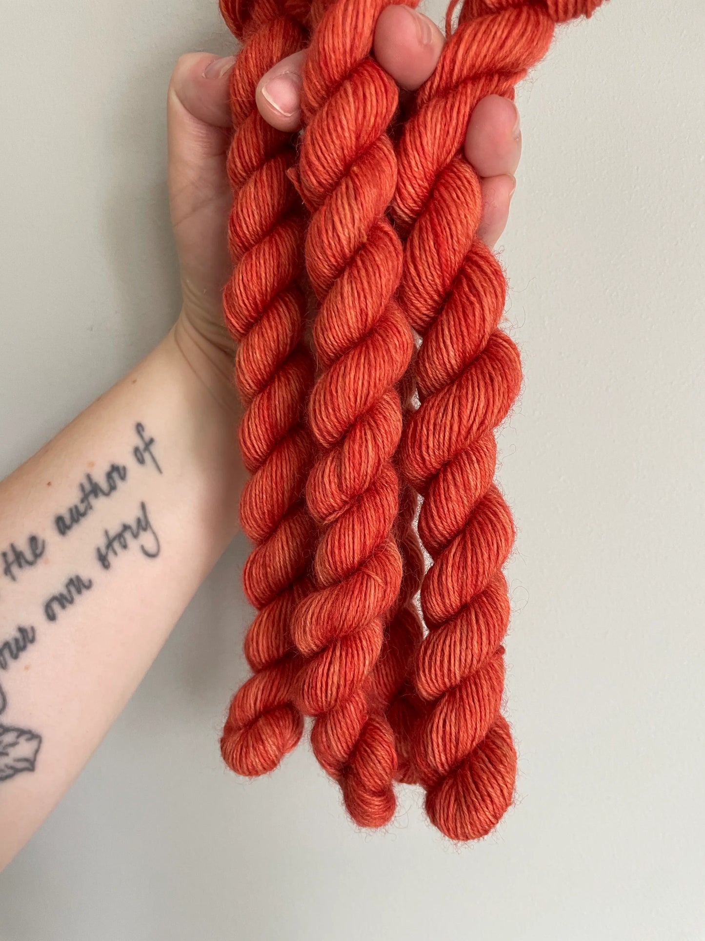 Sockset: SockaTunn 100+20g "Aska & Glöd"